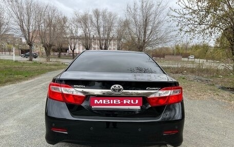 Toyota Camry, 2014 год, 1 650 000 рублей, 6 фотография