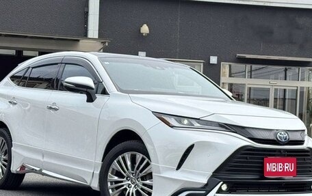 Toyota Harrier, 2022 год, 2 790 000 рублей, 1 фотография