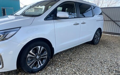 KIA Carnival III, 2020 год, 3 080 000 рублей, 6 фотография
