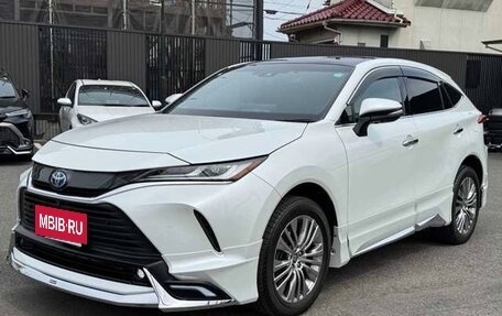 Toyota Harrier, 2022 год, 2 790 000 рублей, 3 фотография