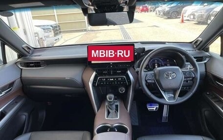 Toyota Harrier, 2022 год, 2 790 000 рублей, 11 фотография
