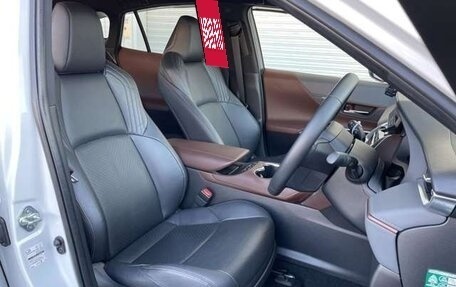 Toyota Harrier, 2022 год, 2 790 000 рублей, 10 фотография