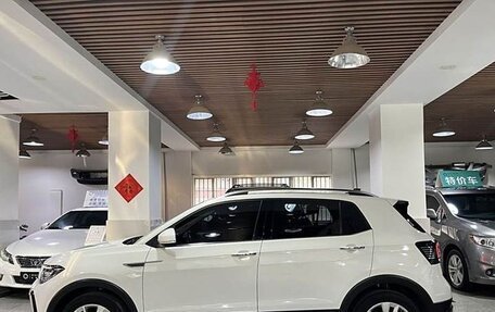Volkswagen T-Cross I, 2021 год, 1 200 000 рублей, 7 фотография