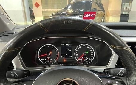 Volkswagen T-Cross I, 2021 год, 1 200 000 рублей, 12 фотография