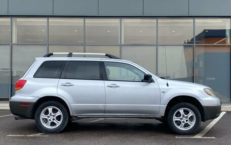 Mitsubishi Outlander III рестайлинг 3, 2003 год, 499 000 рублей, 3 фотография