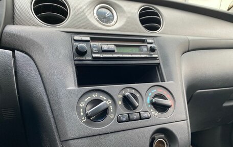 Mitsubishi Outlander III рестайлинг 3, 2003 год, 499 000 рублей, 8 фотография