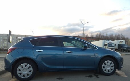 Opel Astra J, 2012 год, 1 200 000 рублей, 2 фотография
