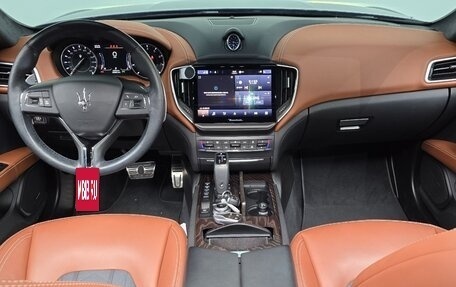 Maserati Ghibli, 2021 год, 3 530 000 рублей, 9 фотография