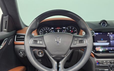 Maserati Ghibli, 2021 год, 3 530 000 рублей, 13 фотография