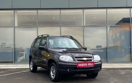 Chevrolet Niva I рестайлинг, 2013 год, 549 000 рублей, 2 фотография