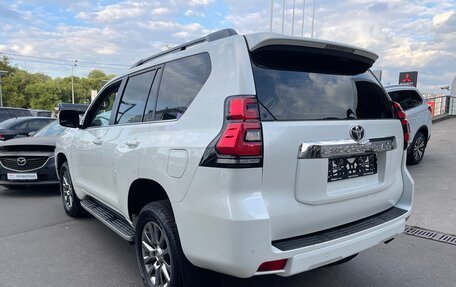 Toyota Land Cruiser Prado 150 рестайлинг 2, 2018 год, 4 550 000 рублей, 3 фотография