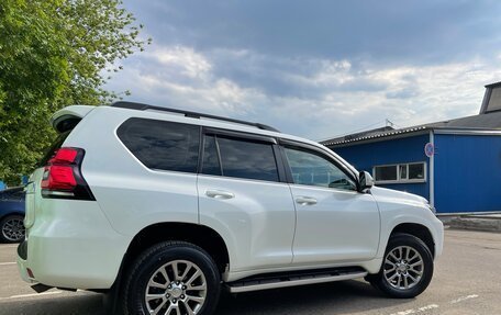 Toyota Land Cruiser Prado 150 рестайлинг 2, 2018 год, 4 550 000 рублей, 6 фотография