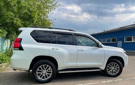 Toyota Land Cruiser Prado 150 рестайлинг 2, 2018 год, 4 550 000 рублей, 7 фотография