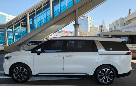 KIA Carnival, 2021 год, 2 900 000 рублей, 3 фотография