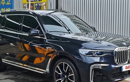 BMW X7, 2022 год, 7 350 000 рублей, 2 фотография