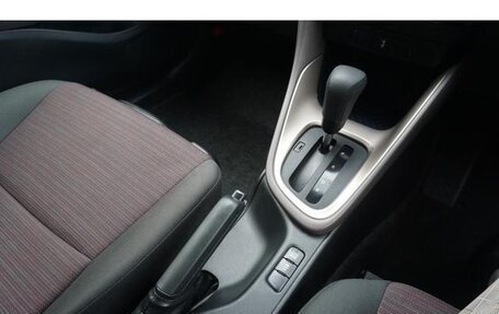 Toyota Yaris, 2020 год, 735 777 рублей, 10 фотография