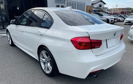 BMW 3 серия, 2018 год, 1 667 000 рублей, 3 фотография