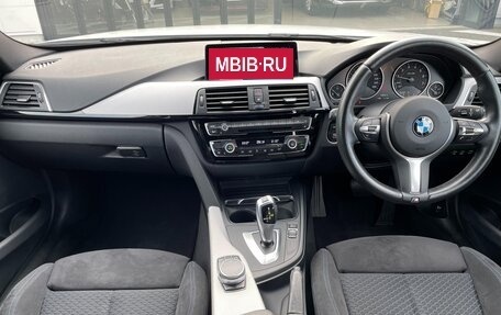 BMW 3 серия, 2018 год, 1 667 000 рублей, 13 фотография