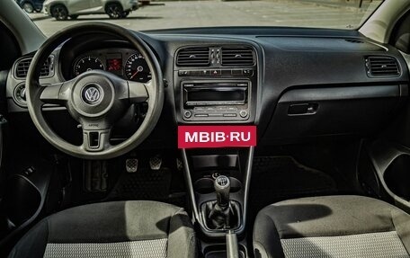 Volkswagen Polo VI (EU Market), 2010 год, 660 000 рублей, 18 фотография