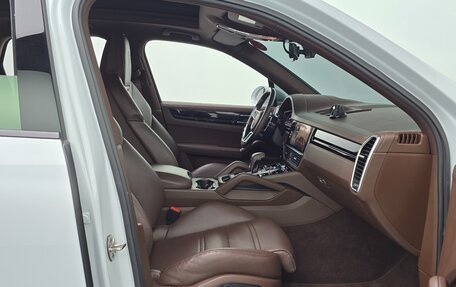 Porsche Cayenne III, 2021 год, 7 030 000 рублей, 11 фотография
