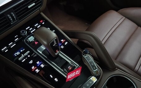 Porsche Cayenne III, 2021 год, 7 030 000 рублей, 8 фотография