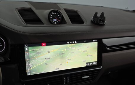Porsche Cayenne III, 2021 год, 7 030 000 рублей, 16 фотография