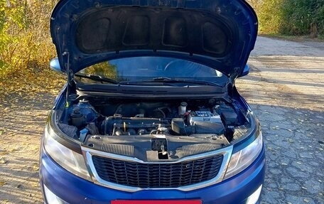 KIA Rio III рестайлинг, 2013 год, 750 000 рублей, 12 фотография