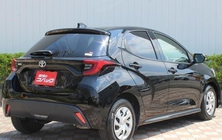 Toyota Yaris, 2021 год, 789 777 рублей, 3 фотография