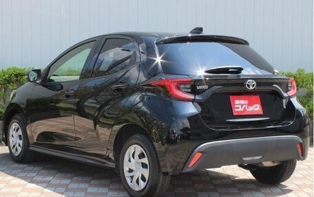 Toyota Yaris, 2021 год, 789 777 рублей, 4 фотография
