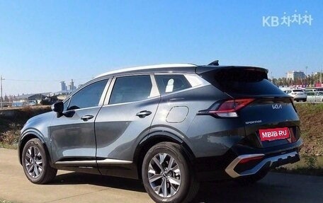 KIA Sportage IV рестайлинг, 2022 год, 2 450 000 рублей, 3 фотография