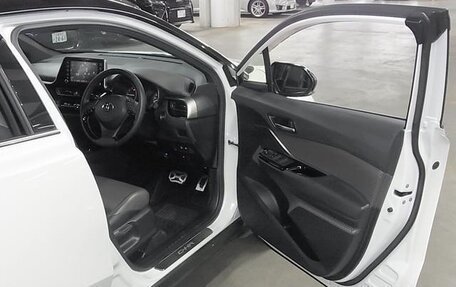Toyota C-HR I рестайлинг, 2020 год, 1 775 155 рублей, 8 фотография