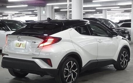 Toyota C-HR I рестайлинг, 2020 год, 1 775 155 рублей, 2 фотография