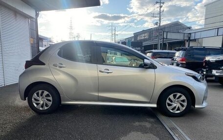 Toyota Yaris, 2020 год, 710 777 рублей, 3 фотография