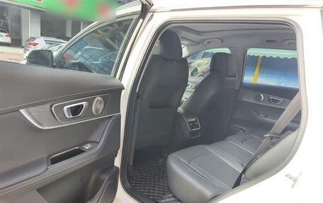 Chery Tiggo 8 Pro, 2022 год, 1 780 000 рублей, 12 фотография