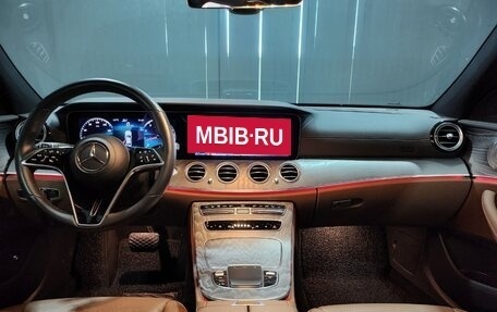 Mercedes-Benz E-Класс, 2022 год, 4 550 000 рублей, 7 фотография