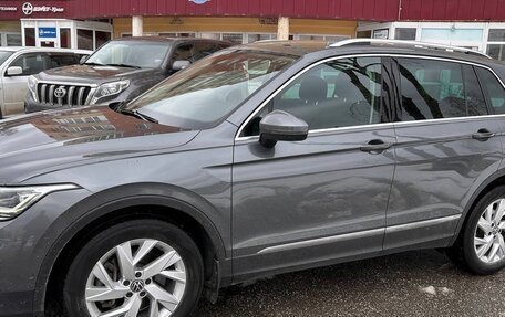 Volkswagen Tiguan II, 2021 год, 3 300 000 рублей, 4 фотография