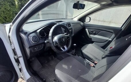 Renault Logan II, 2020 год, 1 000 000 рублей, 7 фотография