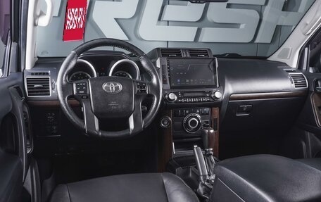 Toyota Land Cruiser Prado 150 рестайлинг 2, 2015 год, 3 949 000 рублей, 6 фотография