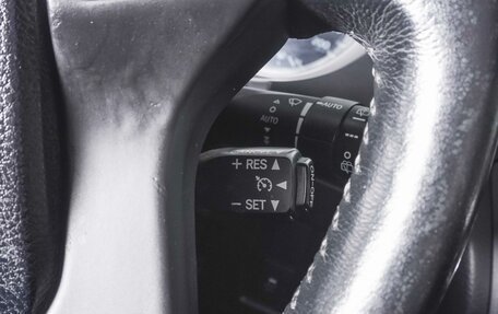 Toyota Land Cruiser Prado 150 рестайлинг 2, 2015 год, 3 949 000 рублей, 16 фотография