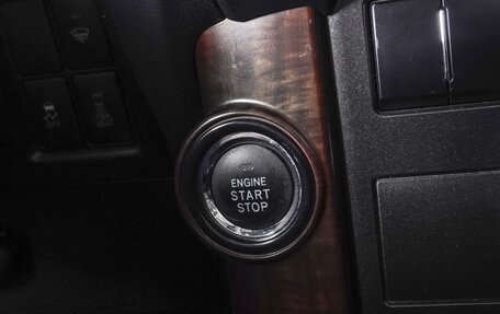 Toyota Land Cruiser Prado 150 рестайлинг 2, 2015 год, 3 949 000 рублей, 13 фотография