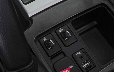 Toyota Land Cruiser Prado 150 рестайлинг 2, 2015 год, 3 949 000 рублей, 18 фотография