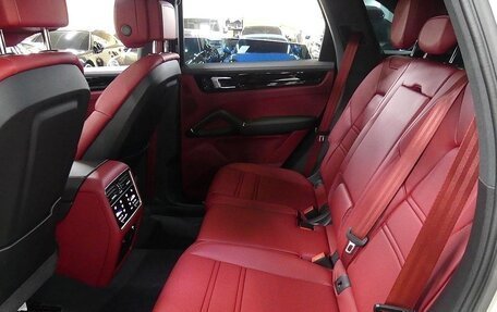Porsche Cayenne III, 2022 год, 7 806 000 рублей, 17 фотография