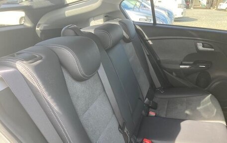 Honda Insight II рестайлинг, 2014 год, 792 000 рублей, 17 фотография