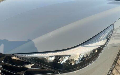 Hyundai Elantra, 2021 год, 1 450 000 рублей, 8 фотография