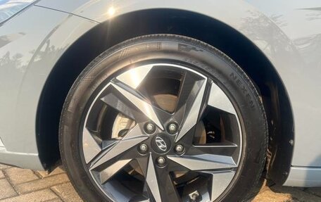 Hyundai Elantra, 2021 год, 1 450 000 рублей, 12 фотография
