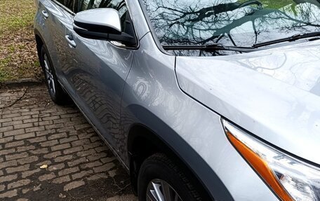 Toyota Highlander III, 2014 год, 2 600 000 рублей, 2 фотография