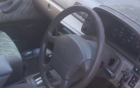 Nissan Prairie III, 1995 год, 210 000 рублей, 6 фотография