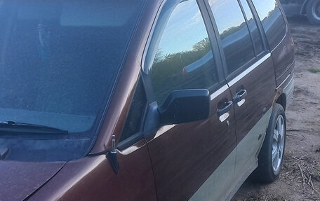 Nissan Prairie III, 1995 год, 210 000 рублей, 2 фотография