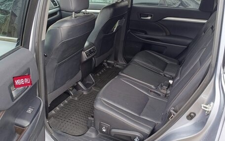Toyota Highlander III, 2014 год, 2 600 000 рублей, 13 фотография