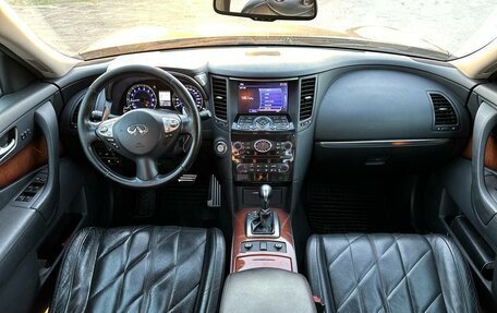 Infiniti FX II, 2012 год, 2 200 000 рублей, 3 фотография